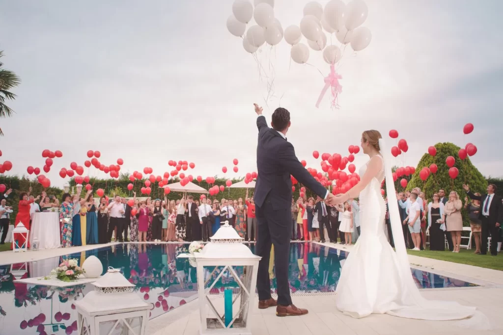 Tips for guests when using a wedding photo booth