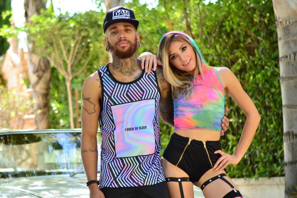 10 Essential Tips for Choosing the Perfect Men’s Rave Outfit